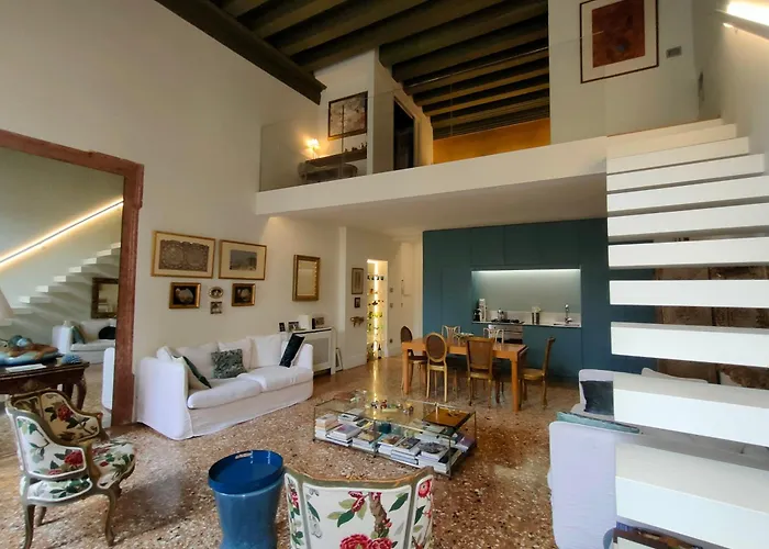 Palazzo Grandiben Deluxe House